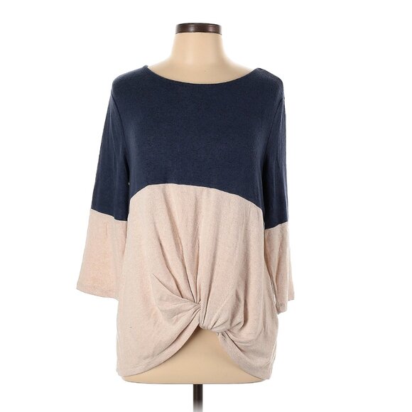 π¨ 50% OFF BUNDLES!π¨ NWT Market & Spruce Color-block Front-Twist Brushed Knit - Picture 2 of 12